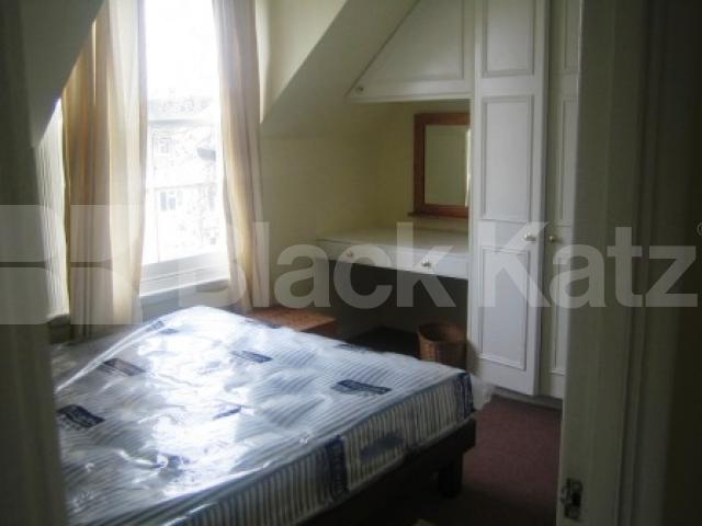 			AMAZING LOCATION!!!, 1 Bedroom, 1 bath, 1 reception Flat			 Highgate West Hill, HIGHGATE